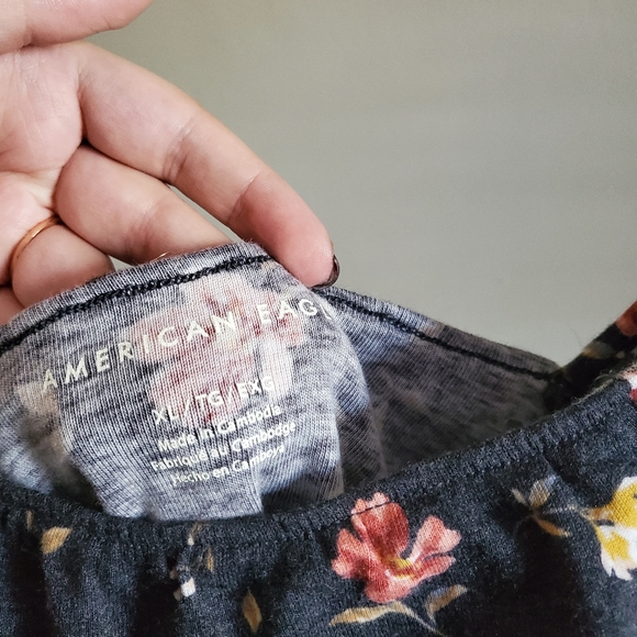 NWT AEO Cropped Floral Tank - Picture 4 of 7